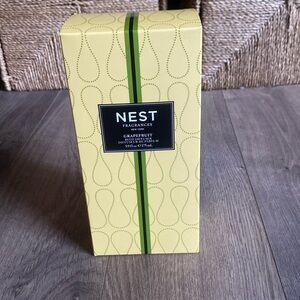 Nest Fragrances New York Grapefruit Reed Diffuser 5.9 oz New in Box